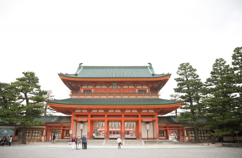 京都のシンボル 平安神宮の古式ゆかしい結婚式のご紹介 京都のオススメ神社婚シリーズ らしさwedding コンセプト チーム選びからはじまるウェディング